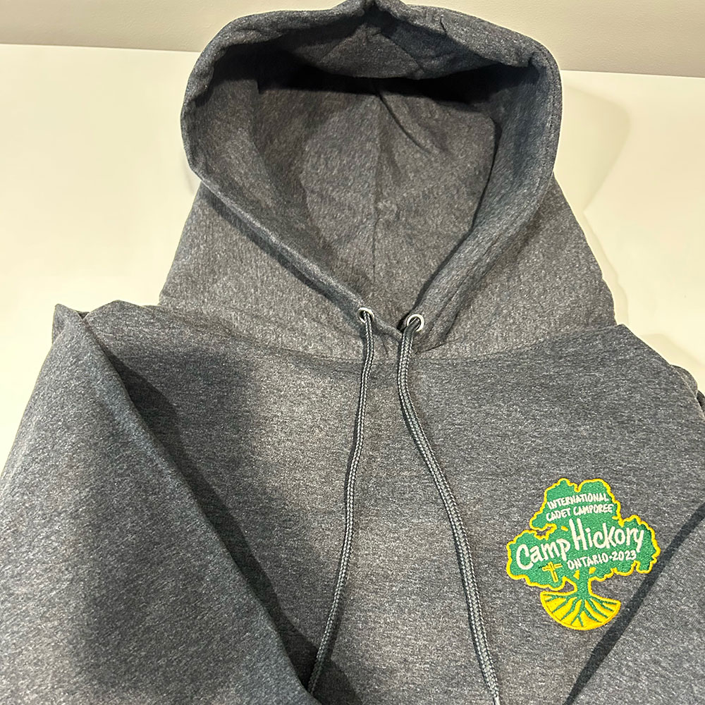 2023-hoodiepull