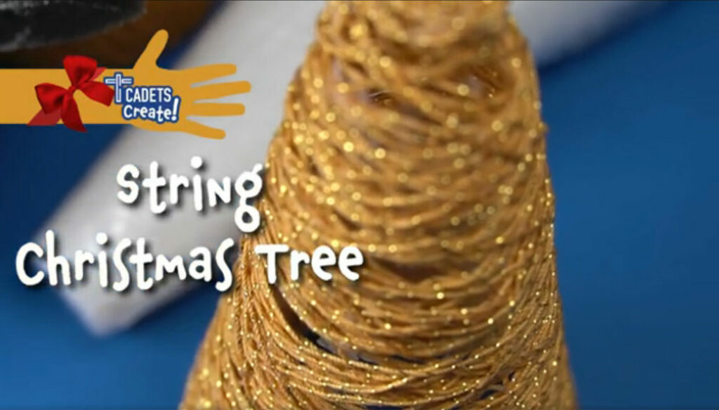 string-christmas-trees-feat